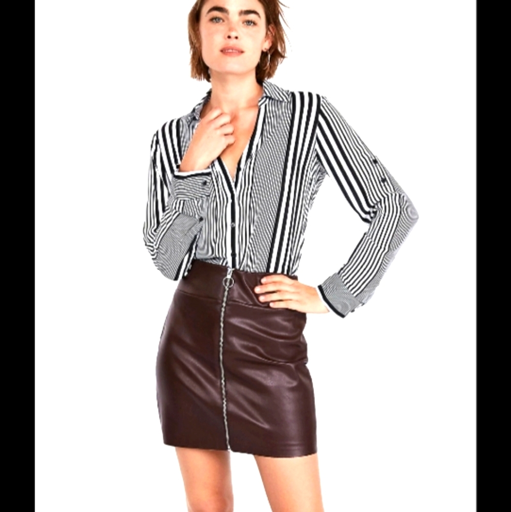 Faux leather O-RING ZIP chocolate MINI SKIRT